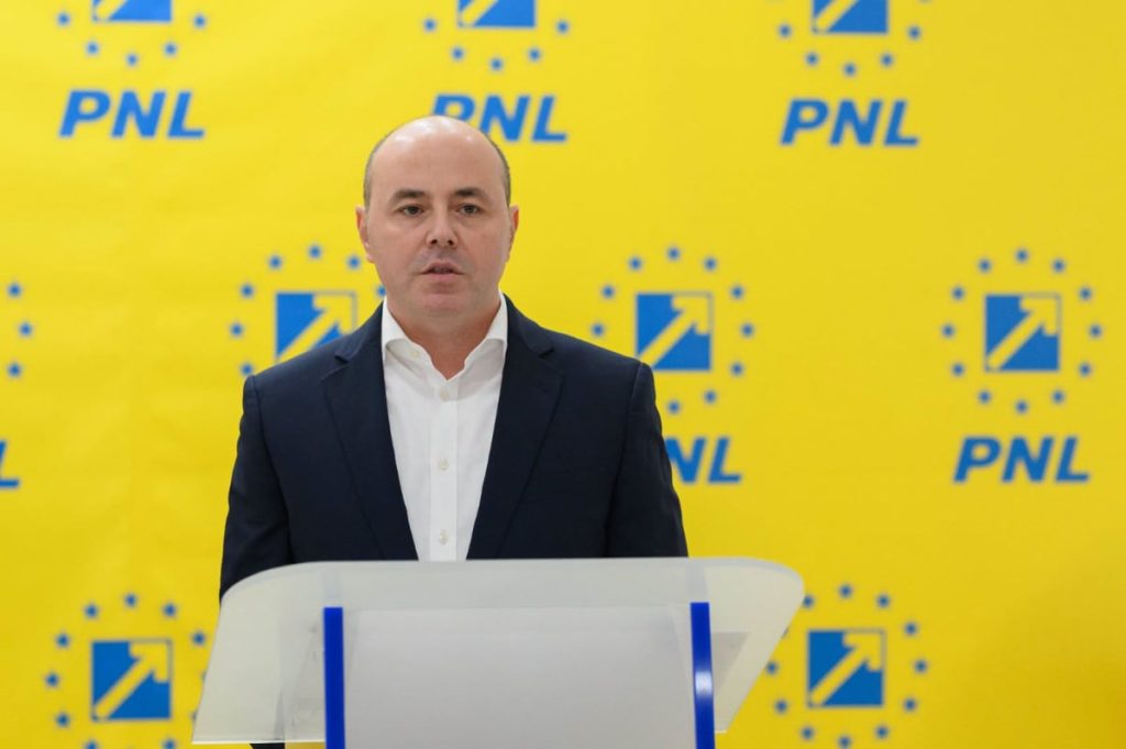 PNL, „rupt” de PSD: Alex Muraru respinge ideea de a fi „salvatori” Alexandru Muraru, liderul PNL Iași, a respins categoric orice idee de a transforma Partidul Național Liberal în „salvatorul” Partidului Social Democrat, subliniind că românii nu sunt interesați de viitorul PSD, așa cum arată și sondajele recente