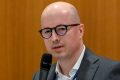 Europarlamentarul român Andi Cristea a reunit, la Parlamentul European, oficiali importanți din industria auto europeană pentru a discuta despre viitorul sectorului
