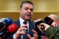 Primarul General sub Control Judiciar Acuzat de Luare de Mită Primarul Capitalei, CIPRIAN CIUCU, a declarat astăzi, la ieșirea de la Poliție unde a semnat controlul judiciar, că este nevinovat și nu a primit nicio mită