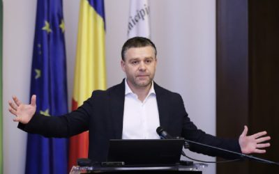 Primăria Capitalei, asaltată de datorii din trecut: „Nu am avut nicio săptămână să nu explodeze o bombă” Primarul general al Capitalei, CIPRIAN CIUCU, descrie o situație financiară extrem de complicată la Primăria Municipiului București, marcată de descoperirea constantă de obligații financiare neprevăzute, provenite din probleme acumulate în ultimii 20 de ani