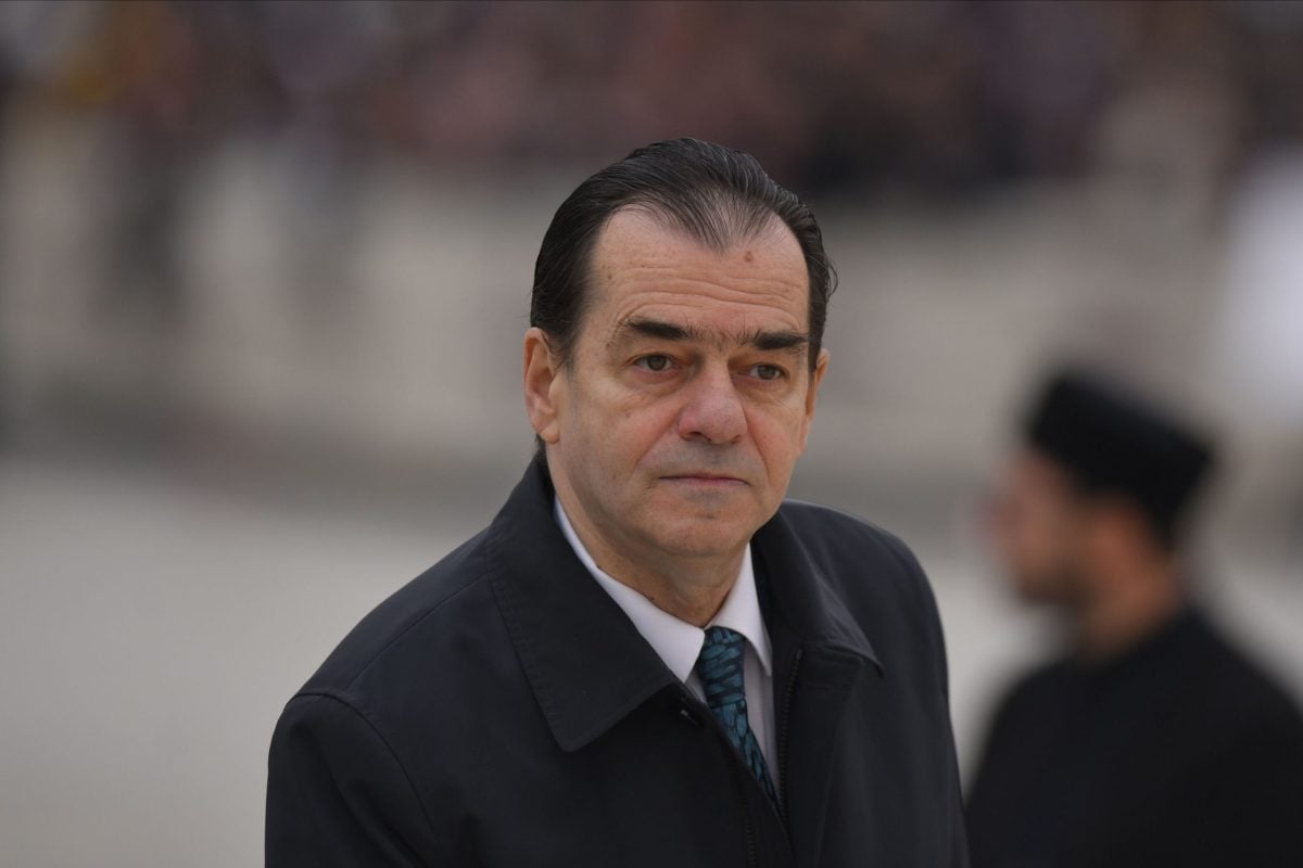 Ludovic Orban, fost prim-ministru și președinte al PNL, a lansat critici vehemente la adresa președintelui Klaus Iohannis, acuzându-l că folosește pretexte pentru a nu desemna un nou premier