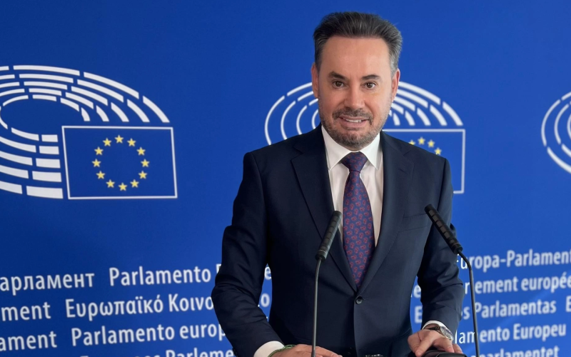 Parlamentul European a aprobat, cu 646 de voturi „pentru”, noile reguli privind drepturile pasagerilor aerieni, punând capăt unui blocaj legislativ de peste 11 ani
