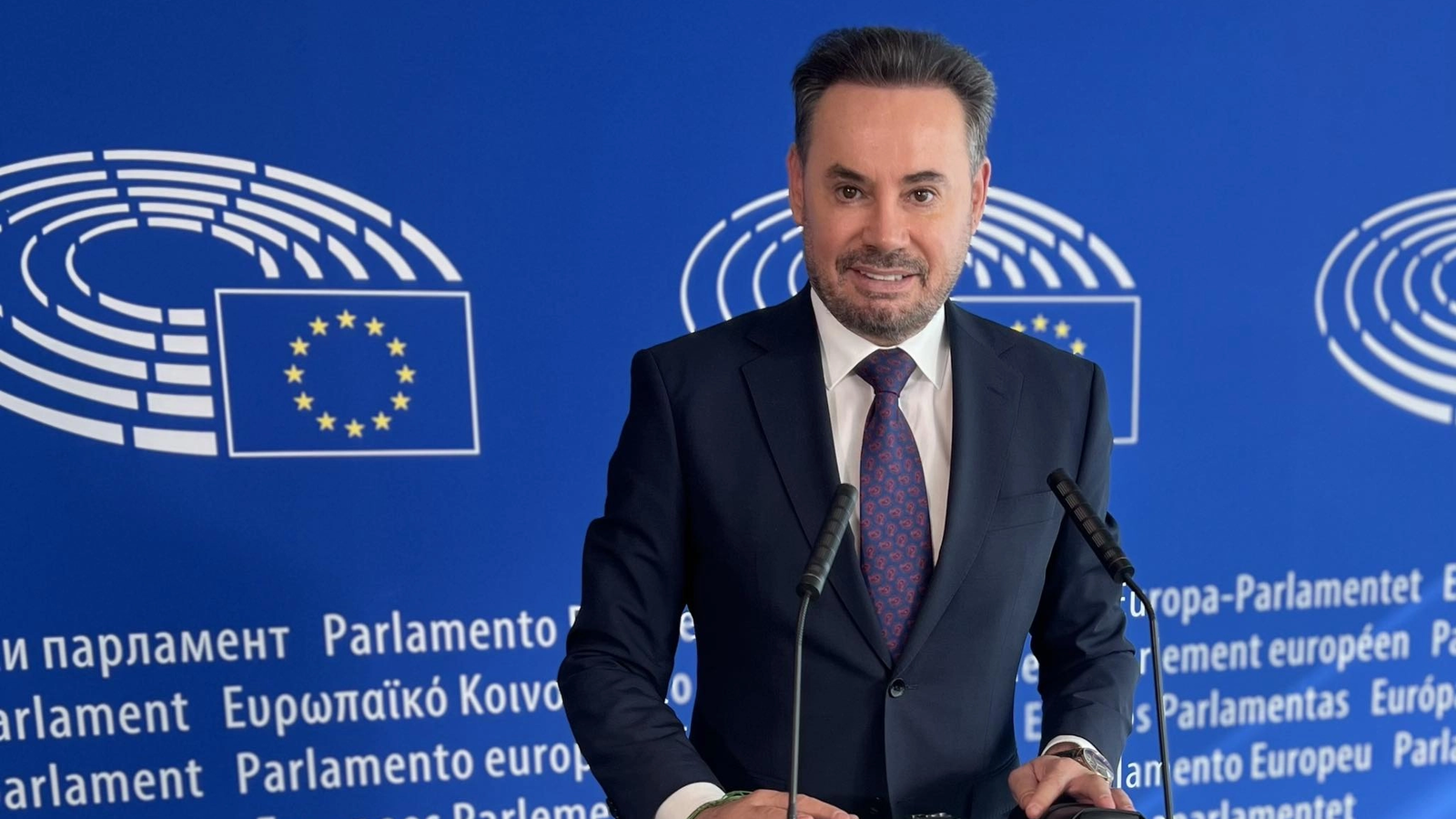 Parlamentul European a aprobat, cu 646 de voturi „pentru”, noile reguli privind drepturile pasagerilor aerieni, punând capăt unui blocaj legislativ de peste 11 ani
