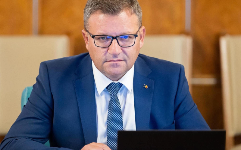 PSD, prin vocea fostului ministru al Muncii, Marius Budăi, îl acuză pe premierul interimar Ilie Bolojan de inacțiune în fața scumpirii carburanților și de schimbări succesive ale explicațiilor privind evoluția prețurilor