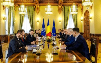 Istoricul Dennis Deletant, critic virulent la adresa situației politice din România Istoricul britanic Dennis Deletant, recunoscut pentru studiile sale aprofundate despre istoria României, a lansat acuzații grave privind actuala criză politică din țară