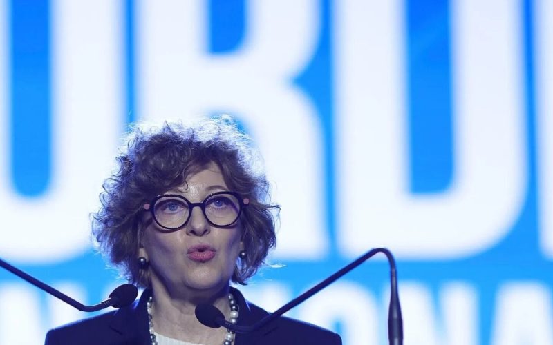 Vicepremierul demis Oana Gheorghiu a transmis un mesaj de Ziua Independenței Statelor Unite ale Americii, celebrând valorile libertății și demnității, concomitent subliniind importanța parteneriatului strategic dintre România și SUA