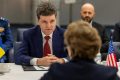 ziua prieteniei româno-americane, marcată de declarații politice Președintele României, Nicușor Dan, a marcat Ziua Prieteniei Româno-Americane printr-o declarație publică, subliniind importanța Parteneriatului Strategic dintre cele două țări și afirmând că relația bilaterală înregistrează progrese