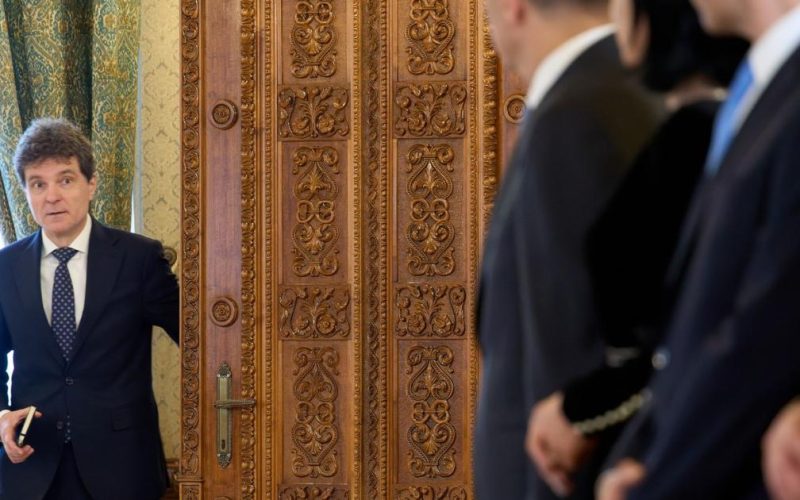 Nimic nu se iște din criza politică Președintele Nicușor Dan a declarat că în acest moment nu există o soluție clară pentru ieșirea din criza politică în care se află țara