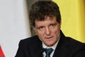 Nicuşor Dan, cu privire la alegerile anticipate: „Nu văd sensul” Nicuşor Dan, primarul general al Capitalei, s-a pronunțat împotriva organizării unor alegeri anticipate în România, explicând că o astfel de măsură ar prelungi starea de incertitudine politică fără a aduce soluții noi
