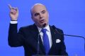 Rareș Bogdan critică direcția PNL, invocând influențe progresiste Europarlamentarul Rareș Bogdan a lansat critici vehemente la adresa direcției în care se îndreaptă Partidul Național Liberal (PNL), sugerând o influență progresistă și o îndepărtare de bazinul electoral tradițional al partidului