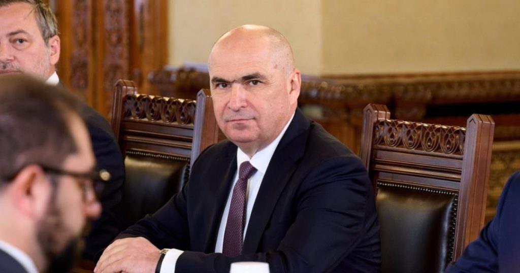 Premierul interimar Ilie Bolojan a declarat că datele legate de proprietăți nu au fost afectate în urma incidentului de la Agenția Națională de Cadastru și Publicitate Imobiliară (ANCPI), deși activitatea instituției a fost blocată timp de cel puțin o săptămână