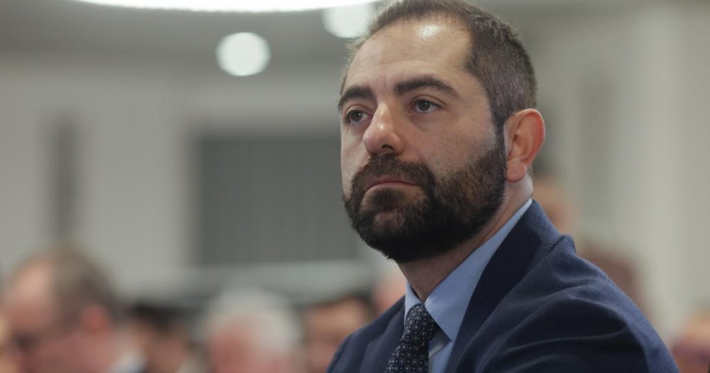 Legea Salarizării Noi, Blocată în Negocieri Tehnice între Partide Adoptarea noii legi a salarizării în sectorul public suferă noi amânări
