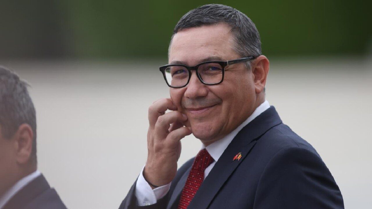 Fostul premier Victor PONTA a avertizat că România se află într-o situație economică alarmantă, asemănătoare celei din 2009-2010, când țara a fost nevoită să acceseze un împrumut extins de la Fondul Monetar Internațional (FMI), Banca Mondială și Comisia Europeană
