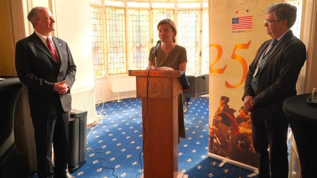 Clara-Alexandra Volintiru, secretar de stat pentru afaceri globale și strategii diplomatice în cadrul Ministerului Afacerilor Externe, a transmis un mesaj de încurajare noii generații de bursieri români ai Programului Fulbright