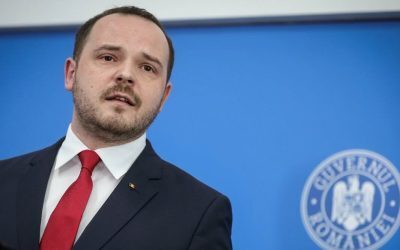 Rogobete: Nu s-a cerut dublarea salariilor în Sănătate, ci o lege corectă Fostul ministru al Sănătății, Alexandru Rogobete, a declarat public că nimeni nu a solicitat dublarea salariilor în sistemul sanitar, ci crearea unei legi a salarizării care să protejeze veniturile angajaților și să elimine inechitățile existente