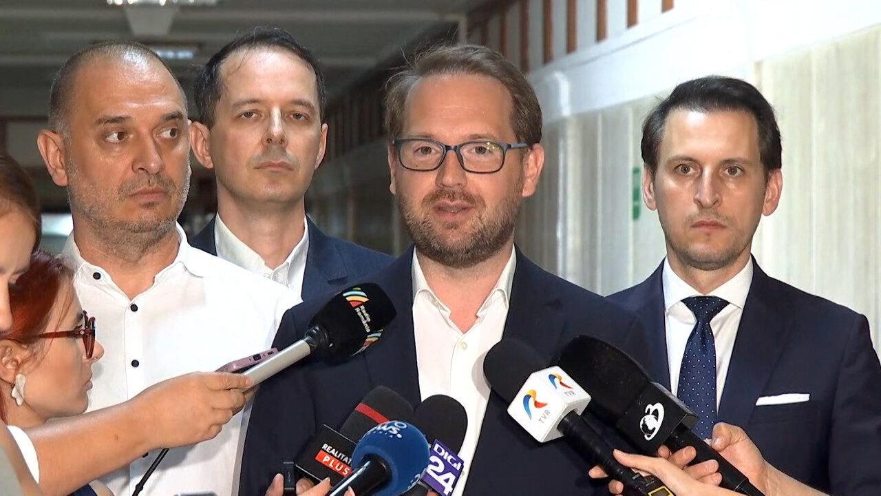 Amendament controversat adoptat de Senat Senatul României a adoptat, într-o ședință tensionată, Legea integrității, cu doar 19 voturi împotrivă