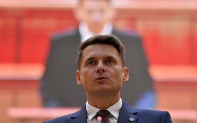 Președintele Senatului, Mircea Abrudean, a atras atenția asupra posibilelor consecințe negative ale modificărilor legislative aprobate de Parlament în sesiunea extraordinară