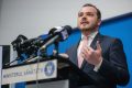 Rogobete critică „reformele” promovate de guvern Alexandru Rogobete, fost ministru al Sănătății, a lansat critici vehemente pe pagina sa de Facebook, vizând măsurile guvernamentale prezentate ca reforme, într-un context marcat de criză politică și energetică în România