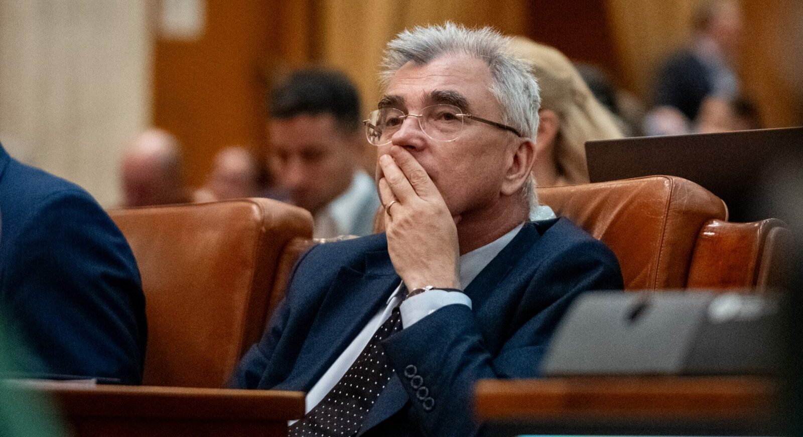 Senatorul AUR Petrișor Peiu, pe punctul de a demisiona din partid Senatorul AUR Petrișor Peiu a declarat pentru Gândul că a lipsit motivat de la votul final pentru Legea integrității, invocând o chestiune personală pentru absența sa din București