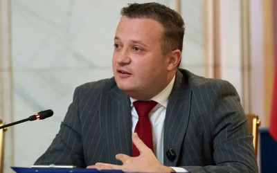 Viceprimarul sectorului 2, ANDREI OHACI (AUR), a atras atenția asupra declinului energetic al României, susținând că țara a devenit importator de energie începând cu anul 2019