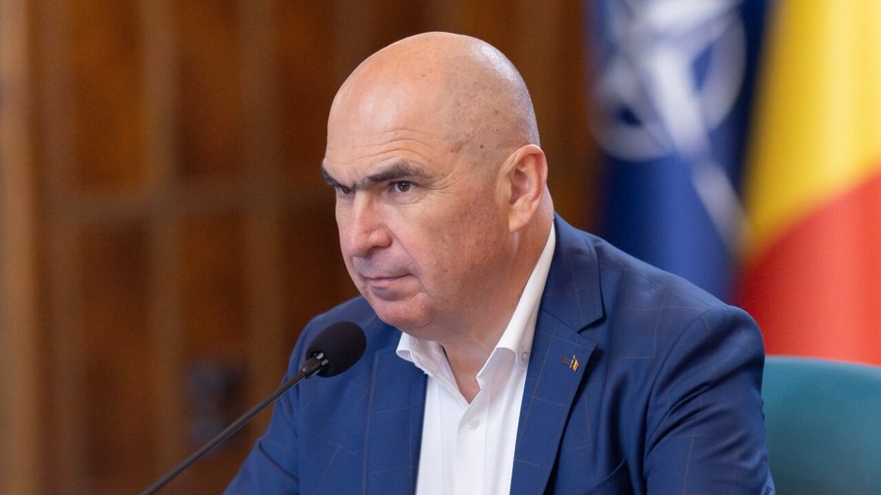 Fonduri suplimentare pentru criza de la Dunăre Premierul ILIE BOLDOJAN a prezidat o ședință de Guvern extraordinară la Palatul Victoria, în contextul agravării secetei hidrologice pe Dunăre și a riscurilor asociate funcționării centralei nucleare de la Cernavodă