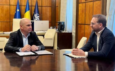 USR acuză PNL și UDMR de blocarea Legii ANI sub pretextul PNRR Purtătorul de cuvânt al USR, Cristian Seidler, a lansat critici vehemente la adresa PNL și UDMR, acuzându-le că au susținut adoptarea noii legi a integrității invocând necesitatea deblocării fondurilor europene din PNRR ca pe un „pretext convenabil”