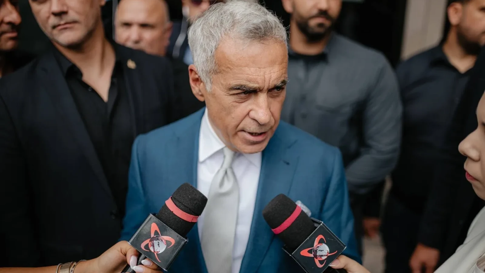 Înalta Curte de Casație și Justiție (ÎCCJ) a respins, joi, contestațiile formulate de Ministerul Public și de inculpați în dosarul în care CĂLIN GEORGESCU, HORȚIU POTRA și alte 20 de persoane sunt judecate pentru presupuse acțiuni împotriva ordinii constituționale