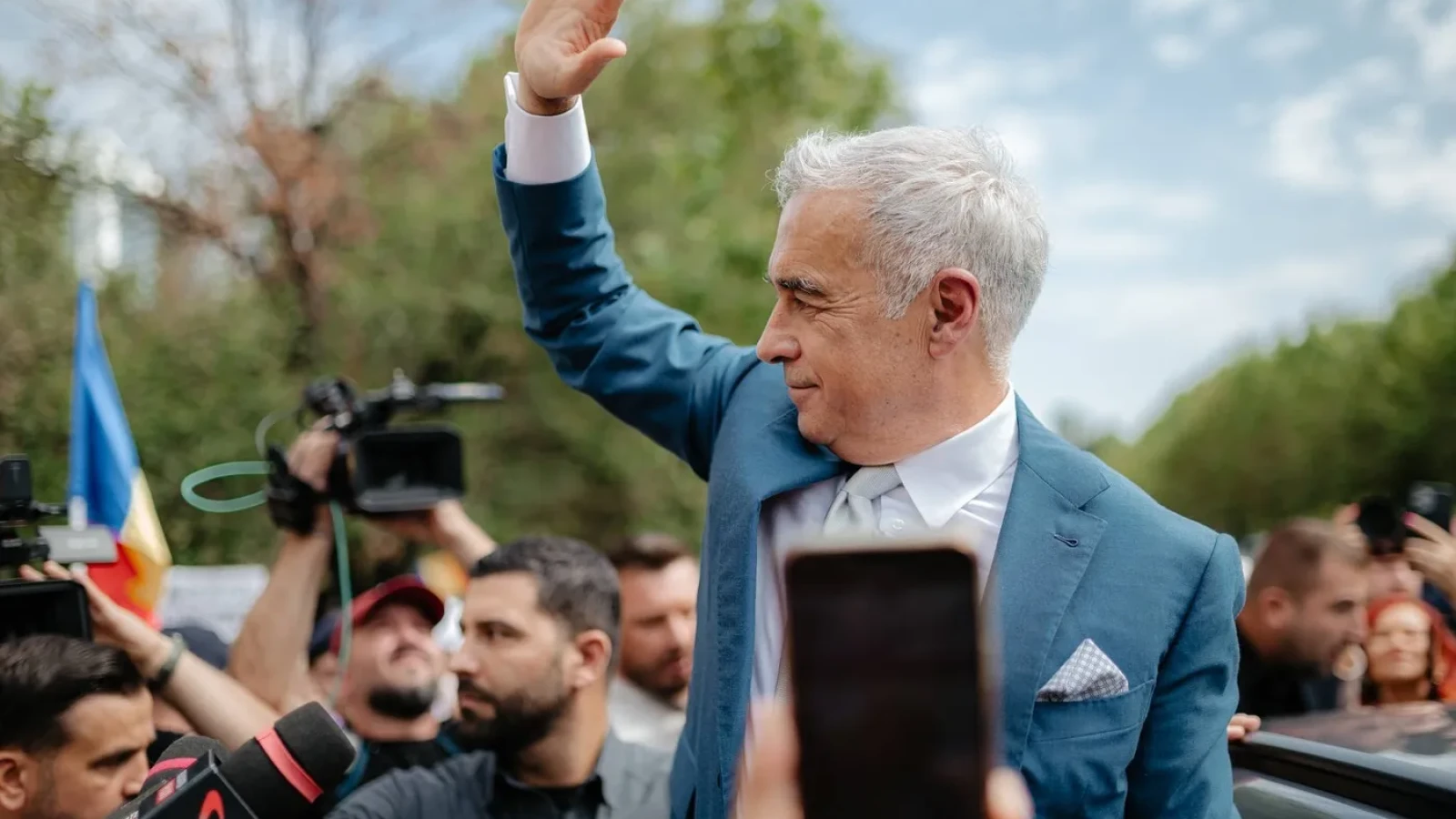 Călin Georgescu și Horațiu Potra, alături de alți 20 de acuzați în dosarul privind tentativa de lovitură de stat, au ajuns în fața judecătorilor Curții Supreme