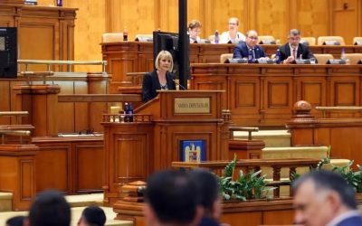 Vicepreședintele PSD, DIANA TUȘA, a lansat acuzații vehemente la adresa USR și a unor lideri PNL, afirmând că acțiunile lor în legătură cu Legea Integrității pun în pericol o tranșă importantă de finanțare din Planul Național de Redresare și Reziliență (PNRR)