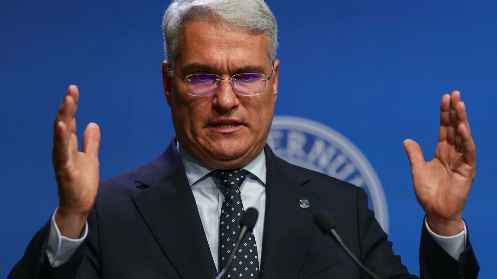 Legea decarbonizării, adoptată cu amendamente controversate Camera Deputaților a adoptat, în calitate de for decizional, Legea decarbonizării