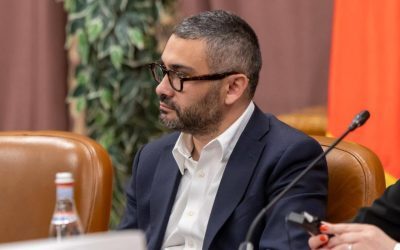 PSD condiționează votul pentru Legea salarizării de acceptarea sindicatelornnPartidul Social Democrat (PSD) a anunțat că va vota noua lege a salarizării personalului plătit din fonduri publice doar dacă aceasta va fi acceptată de sindicate