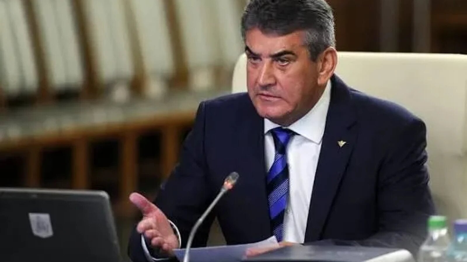 Gabriel Oprea cere ca revenirea ratingului de țară la o perspectivă stabilă, urmată de una pozitivă, să devină un obiectiv strategic de securitate națională