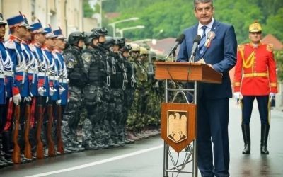 Uniunea Militarilor și Polițiștilor „Mihai Viteazul” (UMPMV) și Partidul pentru Patrie Militari și Polițiști (PPMP) au salutat menținerea României în categoria statelor recomandate investițiilor, conform ultimelor evaluări ale agențiilor de rating Moody’s și Fitch