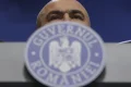 Ilie Bolojan, premierul demis, a subliniat marți seara, într-o intervenție la Digi24, necesitatea stringentă a formării unui nou guvern cu puteri depline, acuzând, în același timp, PNL de multiple compromisuri pe parcursul colaborării guvernamentale anterioare