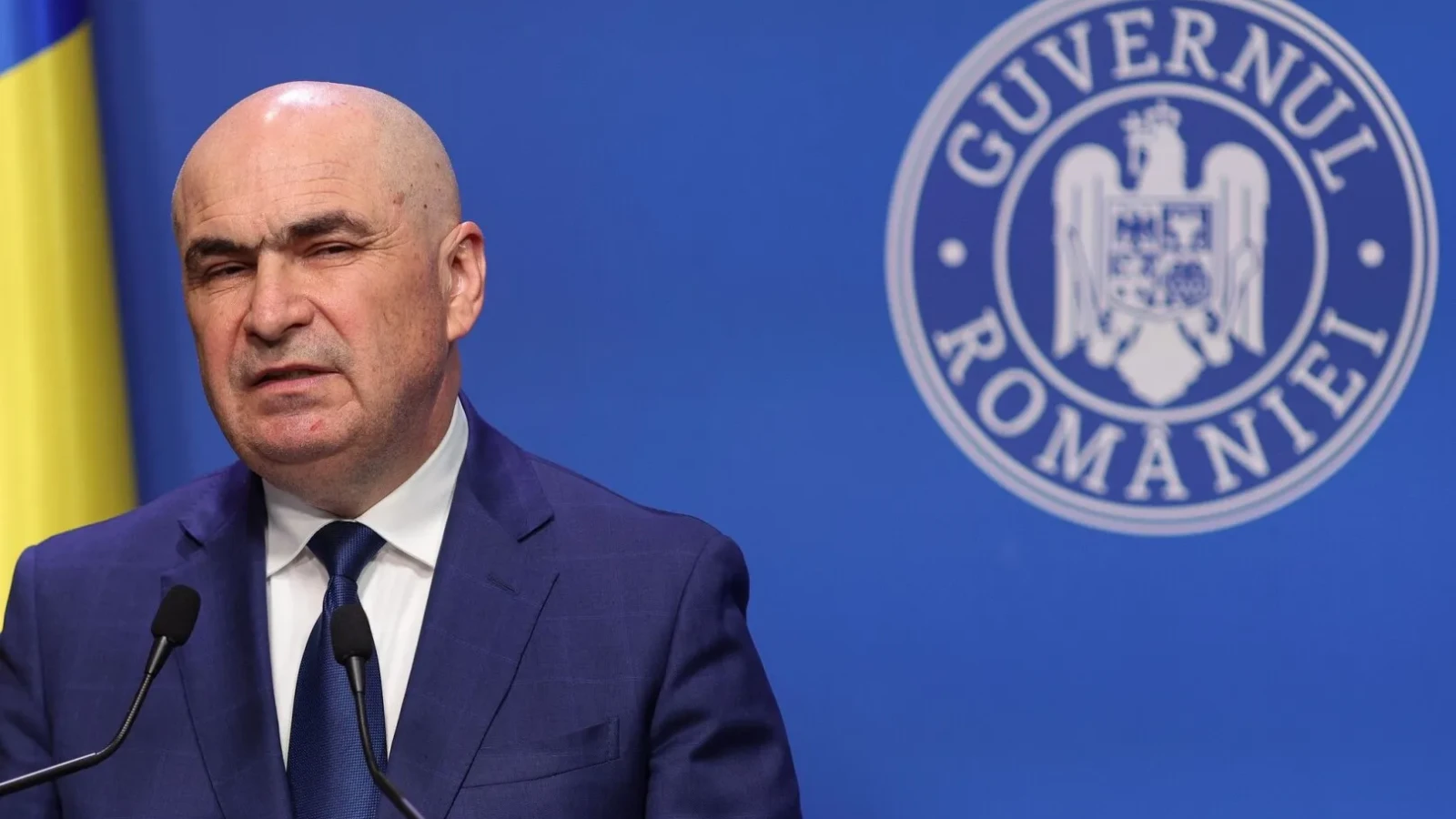 Ministerul Energiei, condus interimar de către Ilie Bolojan, a anunțat că operațiunea de scufundare controlată a barjelor pe Dunăre, menită să crească nivelul apei în zona de captare a Centralei Nuclearelectrice de la Cernavodă, a avut rezultate pozitive