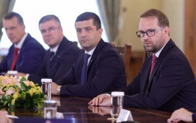 USR menține presiunea pentru formarea unui guvern minoritar PNL-USR-UDMR, respingând categoric revenirea PSD în Executiv