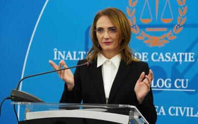 ÎCCJ cere procedură legislativă conformă Constituției pentru Legea salarizării Înalta Curte de Casație și Justiție (ÎCCJ) a solicitat conducerii Senatului și Camerei Deputaților ca procedura parlamentară pentru proiectul Legii salarizării personalului plătit din fonduri publice să se desfășoare cu respectarea strictă a Constituției și a regulilor care guvernează procesul legislativ