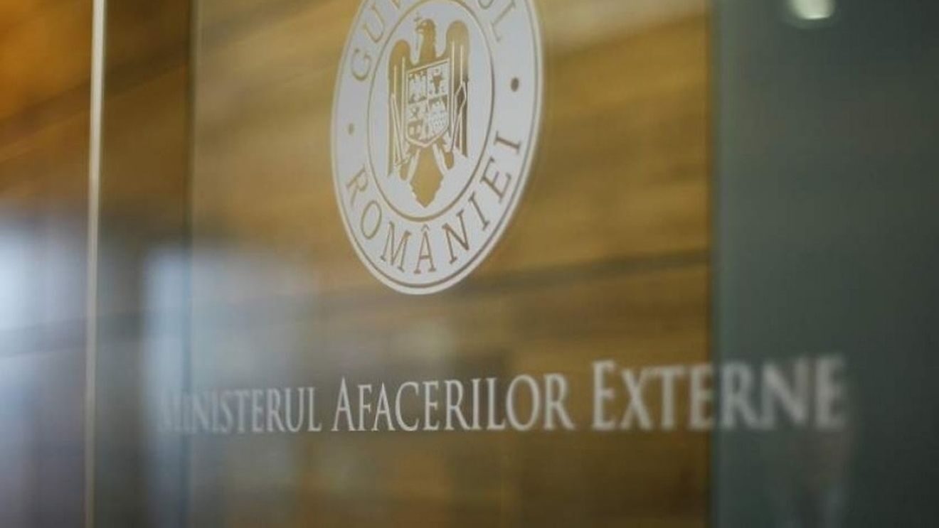Reacție fermă a MAE la acuzațiile Moscovei privind Portul Giurgiulești Purtătorul de cuvânt al Ministerului Afacerilor Externe, Andrei Bogdan Țărnea, a respins vehement acuzațiile Federației Ruse privind preluarea Portului Giurgiulești de către România, calificând declarațiile venite de la Moscova drept „propagandă stalinistă” și subliniind intenția Rusiei de a controla statele vecine