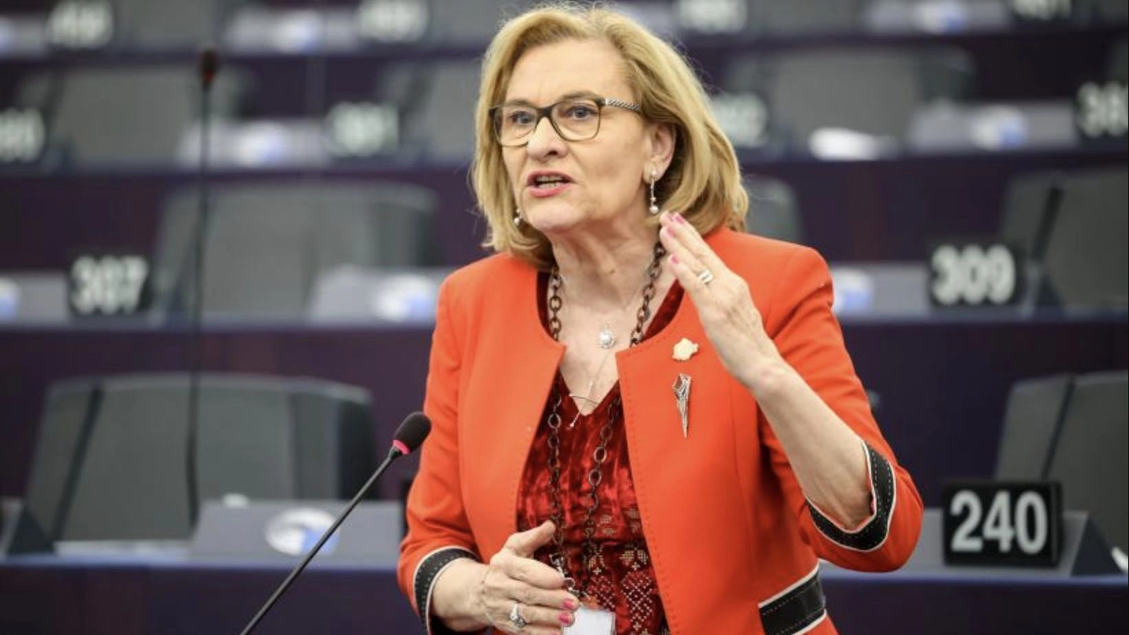 Presiunea asupra Președinției crește pe fondul blocajului politic