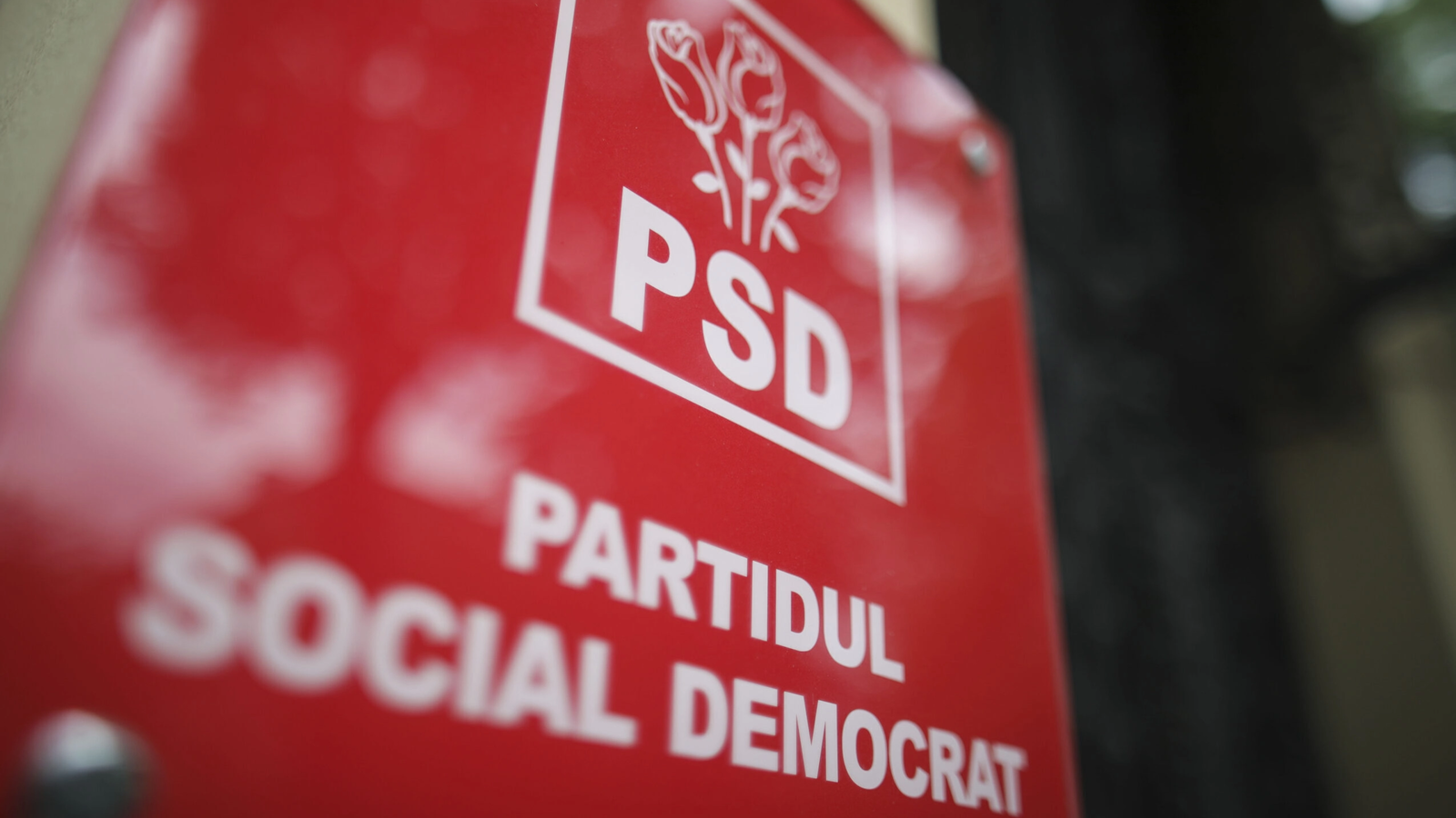 PSD acuză USR și PNL că pun în pericol aproximativ 771 de milioane de euro din fondurile europene aferente PNRR, după sesizarea depusă la Curtea Constituțională împotriva Legii Integrității