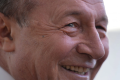 Fostul Președinte Traian Băsescu, Întrebat Despre Viitorul Guvernului Fostul președinte Traian Băsescu a stârnit zâmbete și speculații în platoul România TV, răspunzând ironic unei întrebări despre cine ar putea fi următorul premier