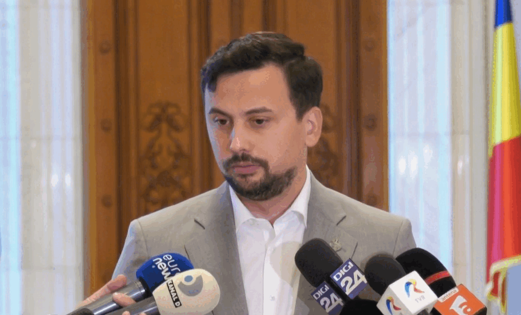 Deputatul Mihai Ghigiu: Opt proiecte depuse pentru combaterea știrilor false, dar legea lui Miruță are neajunsuri Deputatul social-democrat Mihai Ghigiu a anunțat, luni, la Parlament, că au fost depuse opt proiecte legislative menite să combată propagarea știrilor false