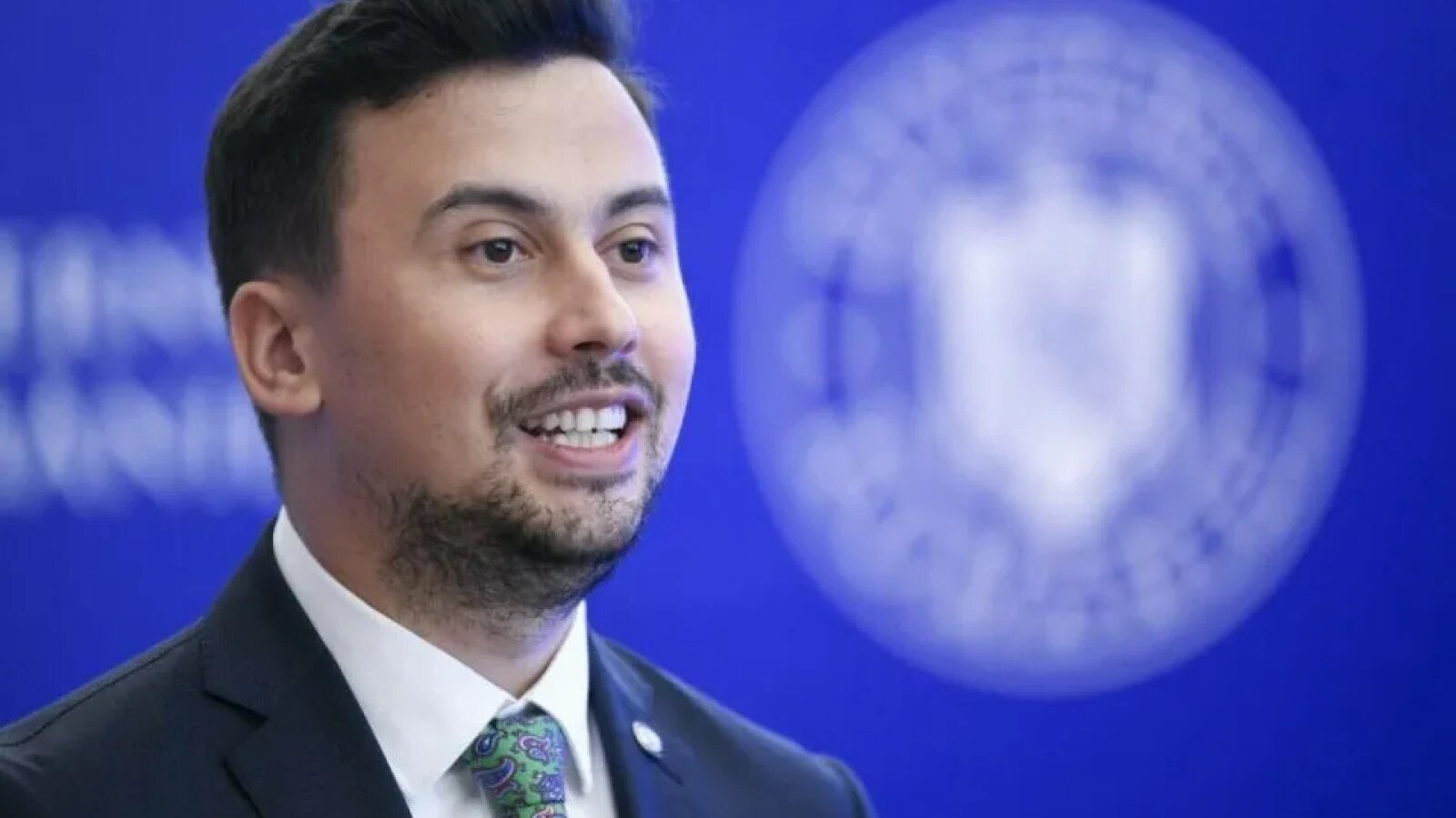 PSD nu susține suspendarea președintelui Deputatul social-democrat MIHAI GHIGIU a declarat joi că formațiunea sa politică nu vede „niciun motiv” pentru suspendarea din funcție a președintelui, ca urmare a propunerii venite din partea AUR