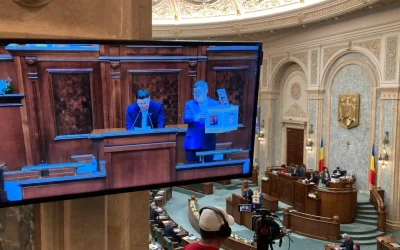 NINEL PEIA ȘI AURELIAN PAVELESCU CRITICĂ PLANUL AUR DE A STRÂNGE SEMNĂTURI PENTRU SUSPENDAREA PREȘEDINTELUI Nicușor Dan Demersul AUR de a lansa online un „recensământ” cu parlamentarii care susțin suspendarea din funcție a președintelui Nicușor Dan nu ar avea scopul de a-i pune la zid pe cei din vechea clasă politică, ci chiar pe suveraniștii din Parlament pe care nu-i controlează George Simion, consideră senatorul Ninel Peia