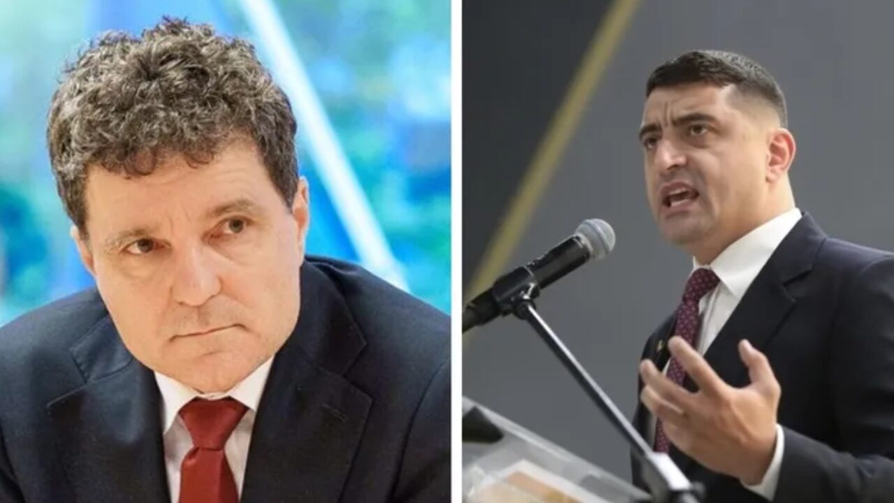George Simion, reacție acidă la adresa lui Nicușor Dan pe tema Legii Integrității Președintele AUR, George Simion, a criticat vehement decizia președintelui Klaus Iohannis de a sesiza Curtea Constituțională a României (CCR) cu privire la Legea Integrității