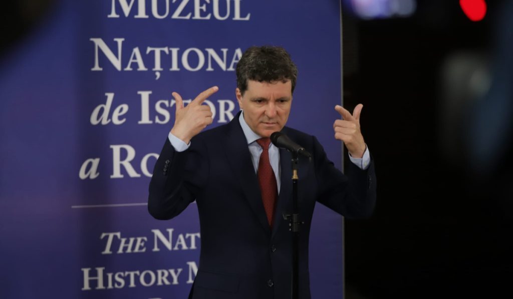 Nicușor Dan respinge categoric ideea alegerilor anticipate Președintele Nicușor Dan a criticat vehement propunerea de organizare a alegerilor anticipate în România, considerând-o o abordare neserioasă și imatură în contextul crizei politice actuale
