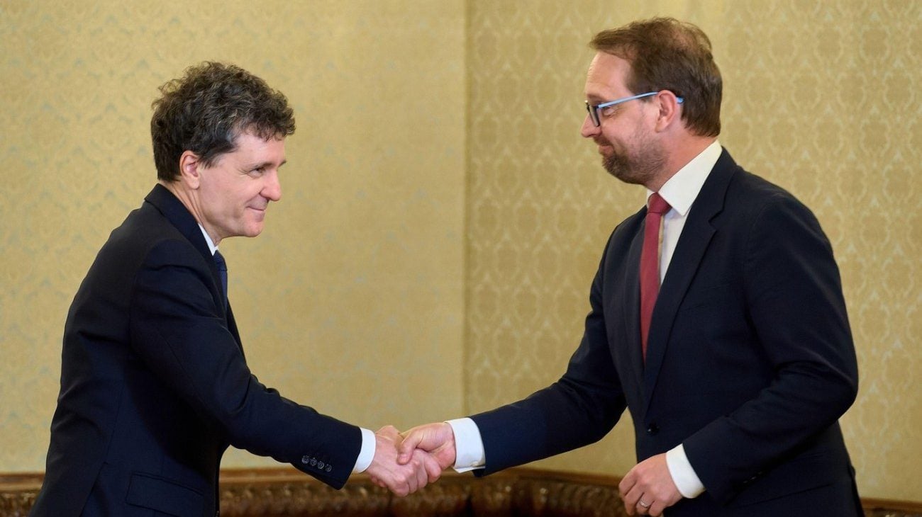 nicusor-dan-dupa-decizia-ccr-care-il-poate-lasa-pe-dominic-fritz-fara-mandatul-de-primar-in-timisoar.jpeg