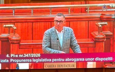 Critici virulente la adresa votului pentru consilierii locali Fostul premier Victor PONTA a criticat vehement modul în care Parlamentul a adoptat și ulterior a corectat o prevedere legală ce risca să genereze incompatibilități pentru mii de consilieri locali și județeni din România