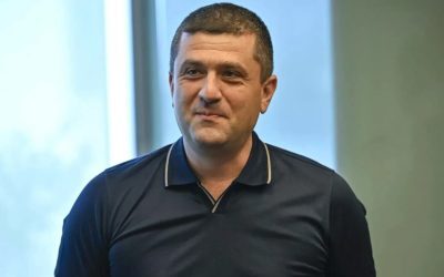 radu-miruta-tricou_nXAXD.jpg