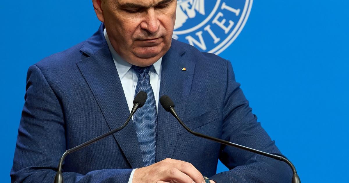 Sistemul energetic național sub presiune:apel la reducerea consumului în orele de vârf Închiderea celui de-al doilea reactor al Centralei Nuclearelectrice de la Cernavodă va impune României necesitatea de a suplimenta producția de energie din surse convenționale și de a recurge la importuri, în special în intervalele de consum maxim